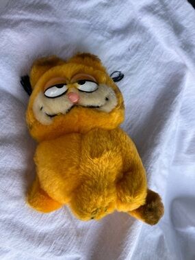 Vintage Dakin Garfield Plush Stuffed Animal Toy Small 5 Inch Orange Cat 1981